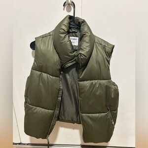 Old Navy Olive Green Puffer Vest